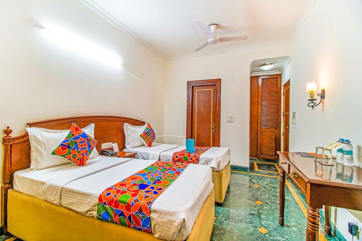 Room 15 of 23