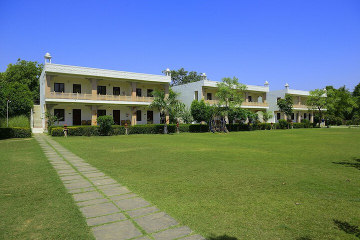 Hotel Exterior 115 of 115