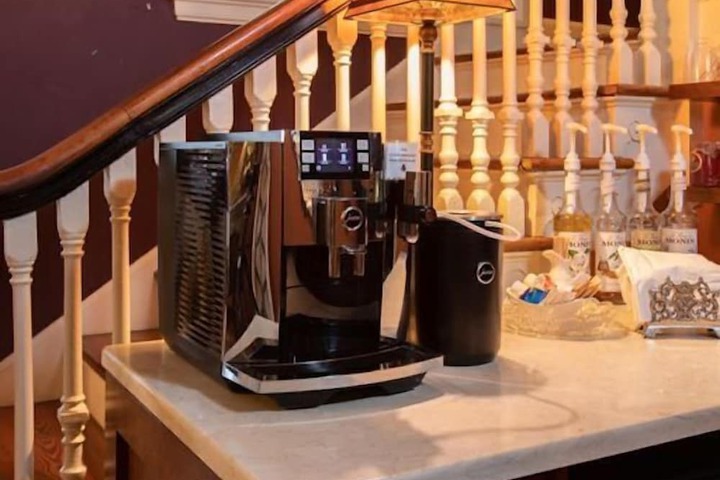 Breakfast/Coffee Service 37 of 61