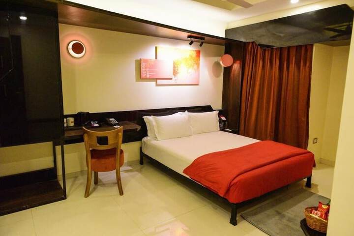 Room 7 of 44