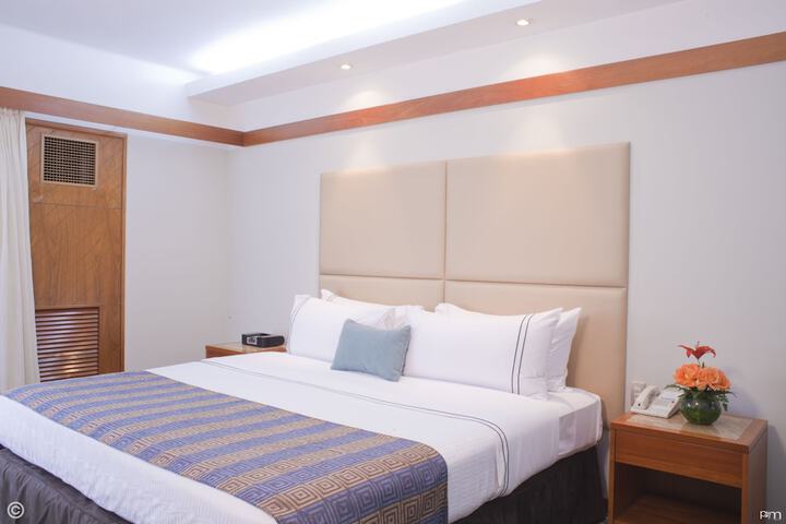 Room 15 of 125