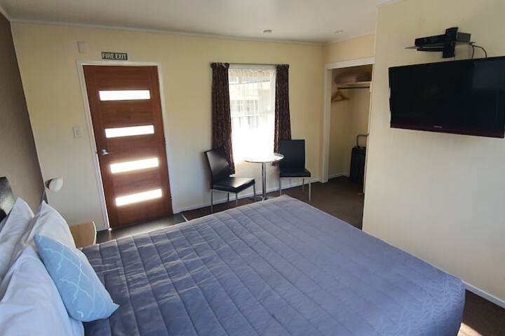 Room 9 of 54