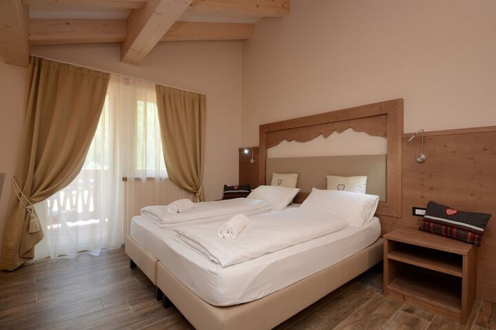 Room 7 of 46