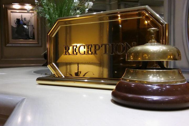 Entrance & Lobby