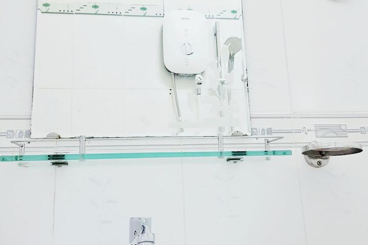 Room 15 of 19