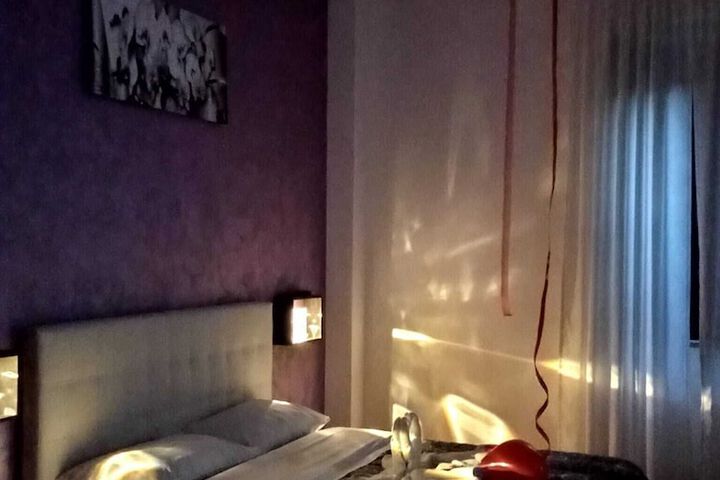 Room 16 of 65