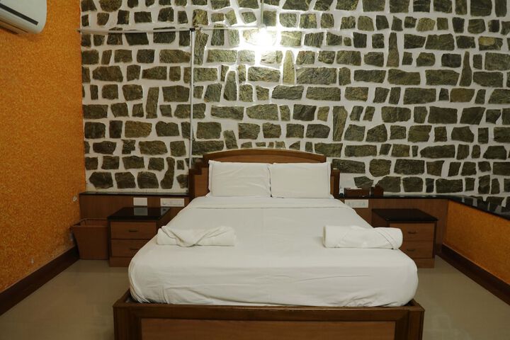 Room 7 of 45