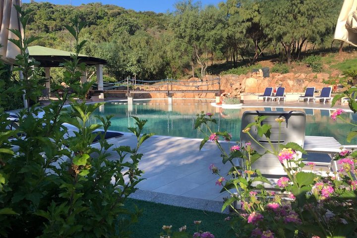 Hotel Pool