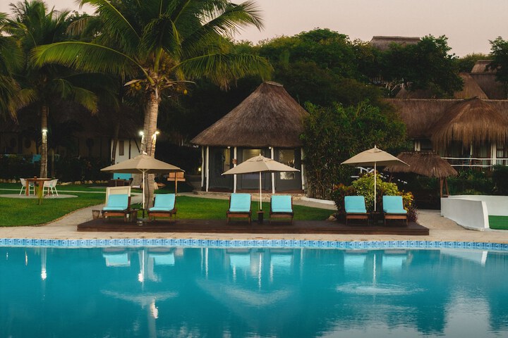 Pools & Facilities