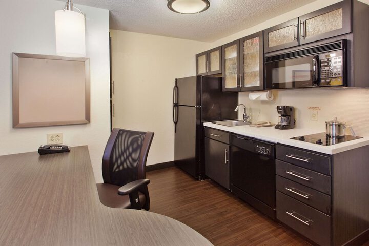 Studio Suite (9 of 12)