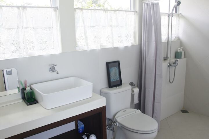 Room 15 of 20
