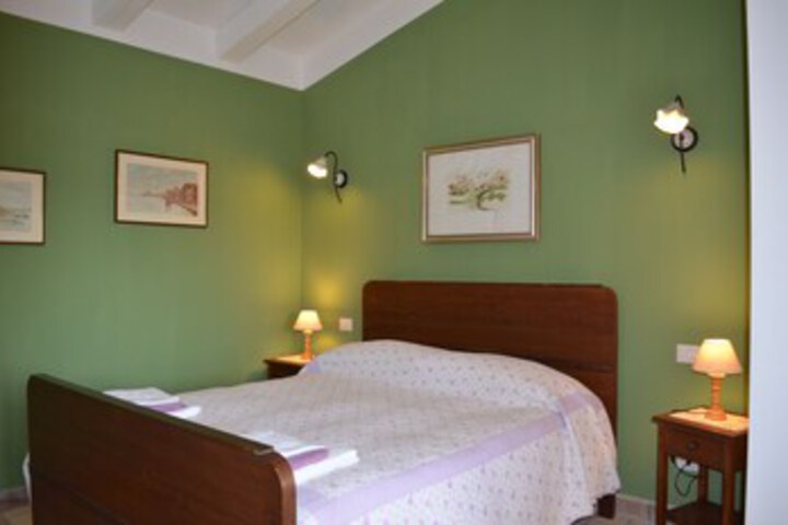 Room 36 of 44