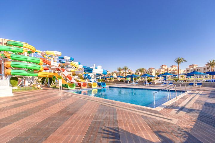 Pool Hotel