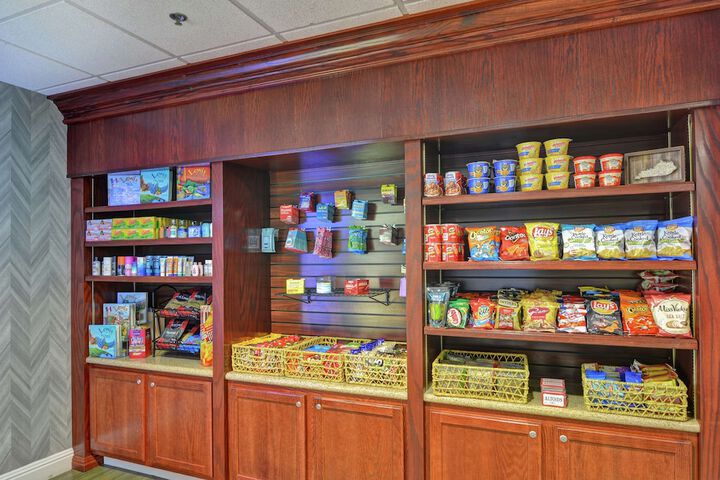 Snack bar