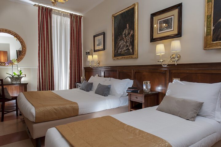 Room 44 of 55