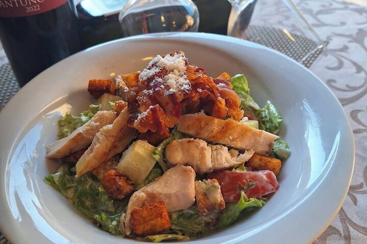 Dining 42 of 82