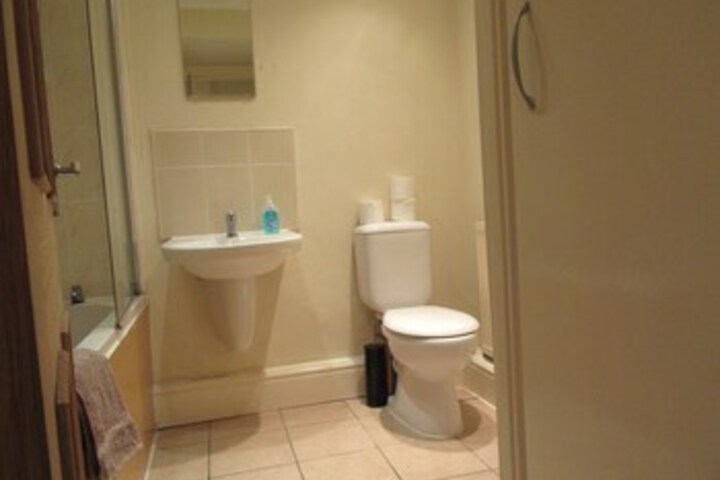 Room 3 of 17