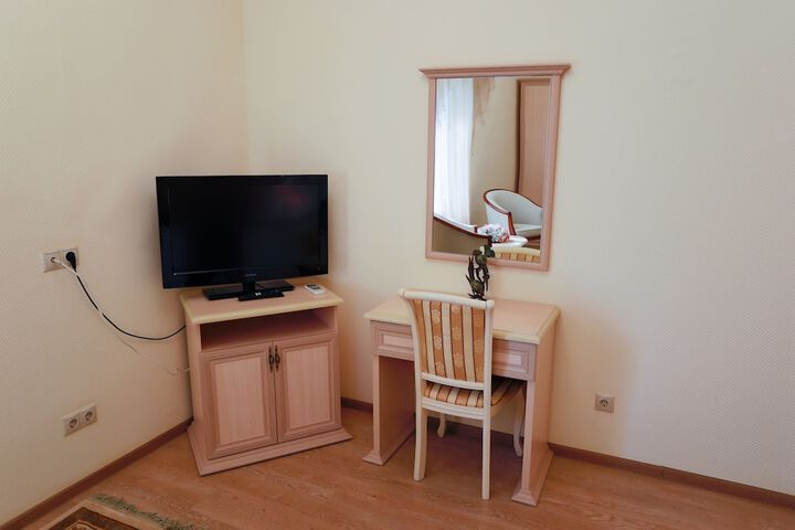 Room 49 of 89