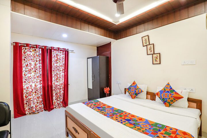 Room 16 of 25