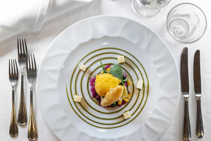 Dining 62 of 113