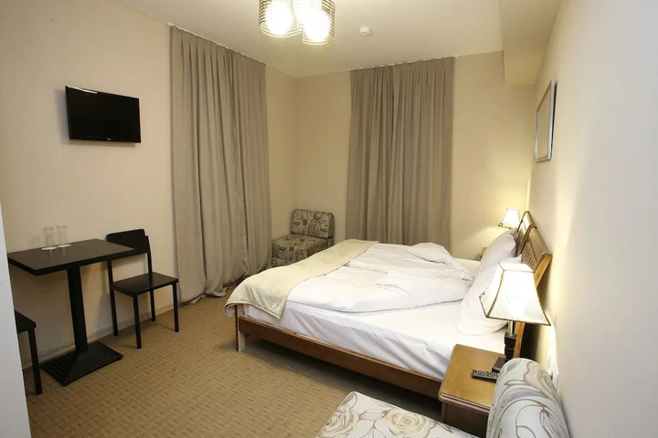 Room 7 of 21