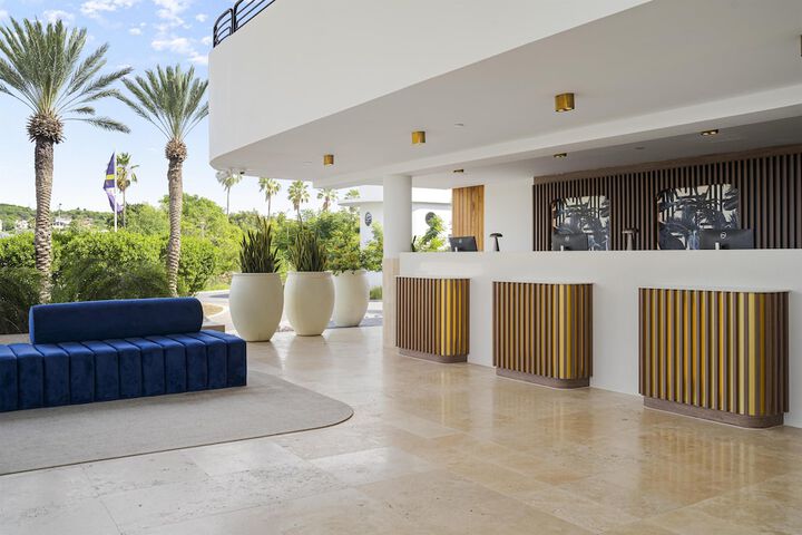 Hotel Interior 8 of 170
