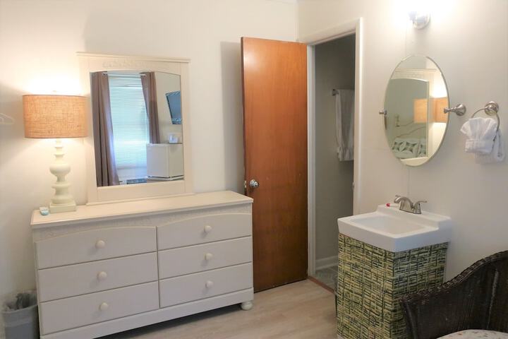 Room 44 of 309