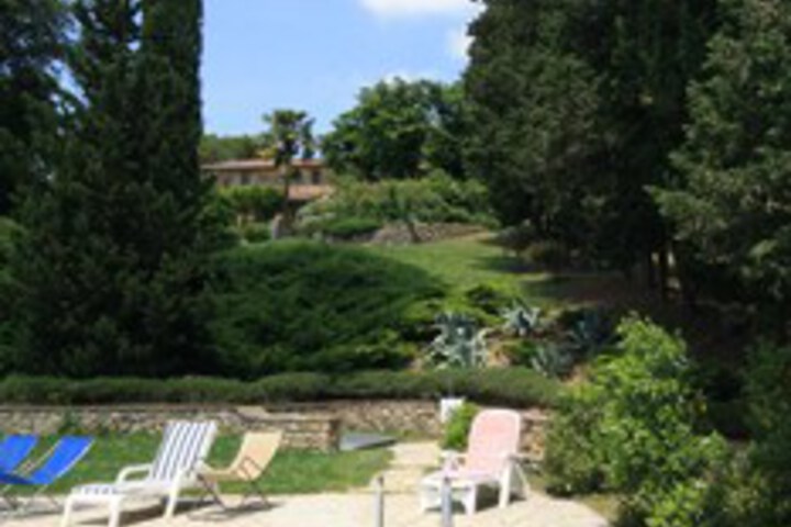 Pool 62 of 101