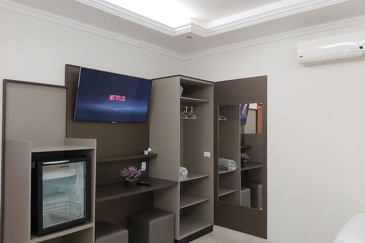 Room 12 of 35