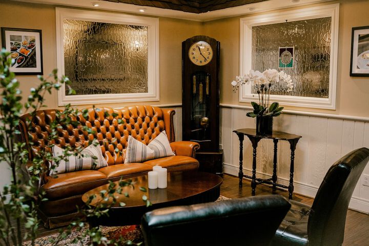 Guest Lobby