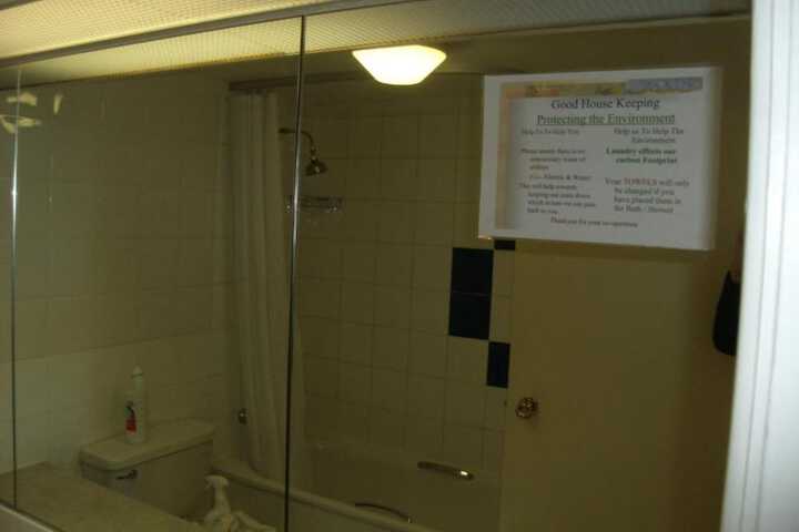 Room 18 of 25