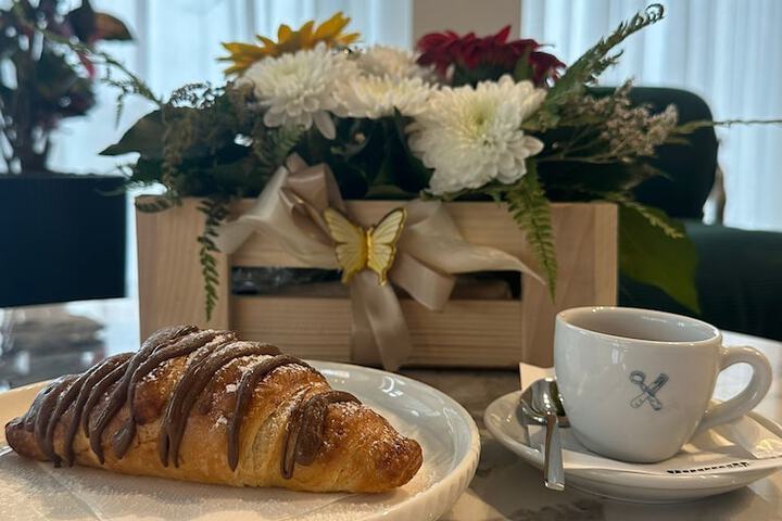 Breakfast/Coffee Service 40 of 69