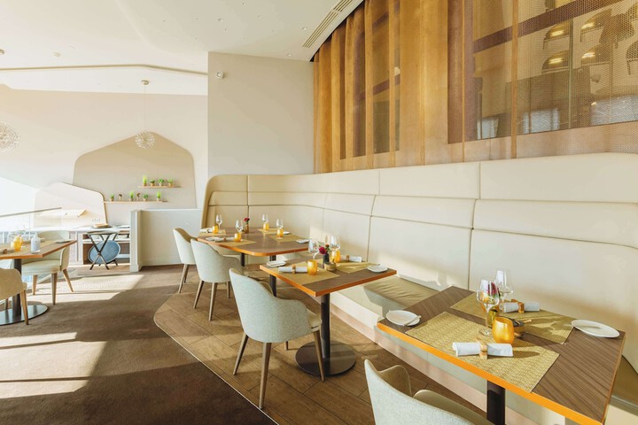 Dining 54 of 126