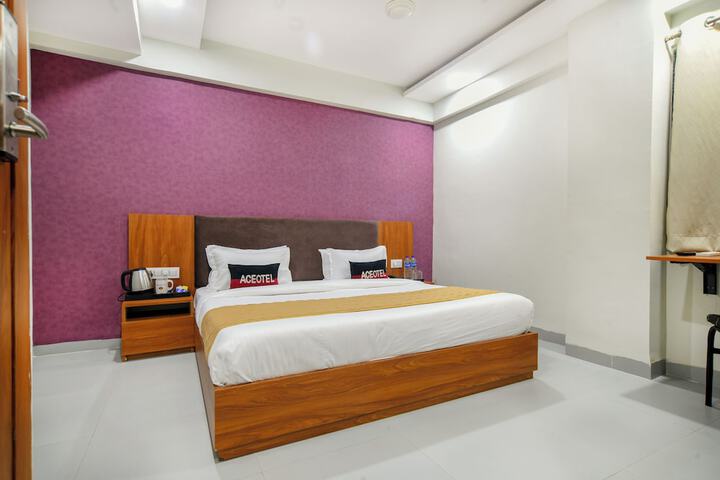 Room 19 of 48