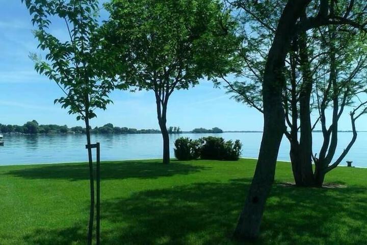 Property Grounds 31 of 34