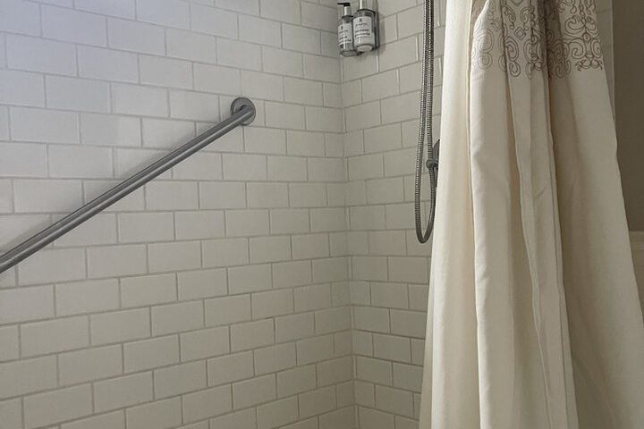 Room 53 of 74
