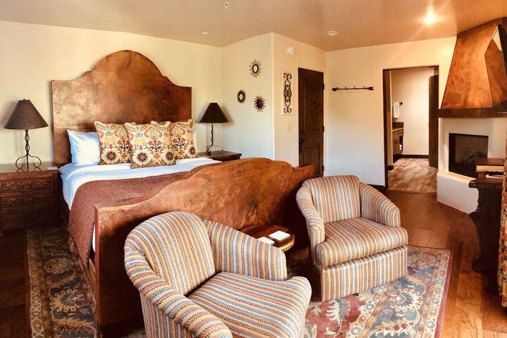 Room 19 of 285