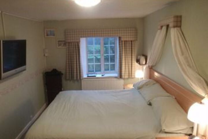 Room 34 of 61