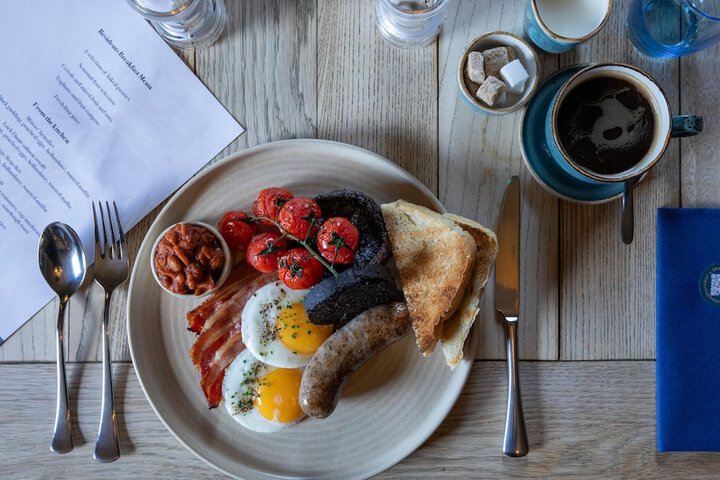 Breakfast/Coffee Service 70 of 77