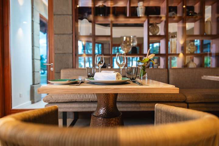 Dining 78 of 121