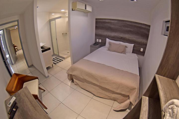 Room 4 of 35