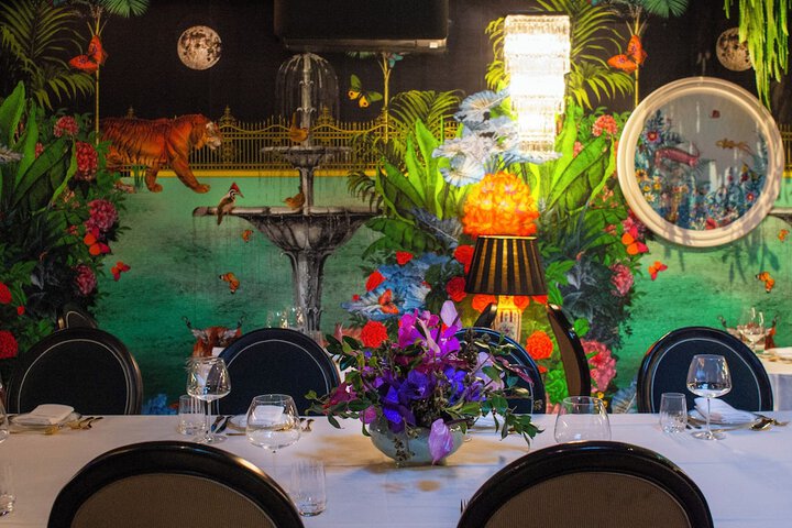 Dining 90 of 102