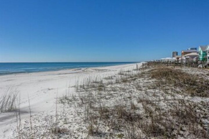 Beach 10 of 32