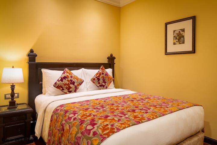 Room 14 of 66