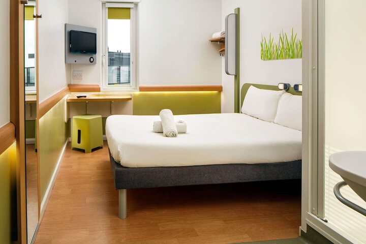 Room 30 of 55
