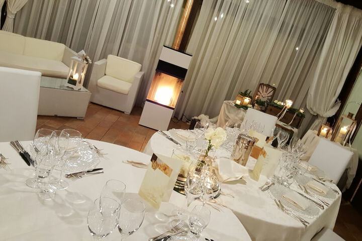 Ballroom/Hall 25 of 45