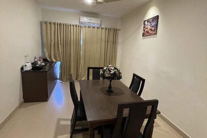 Room 46 of 93