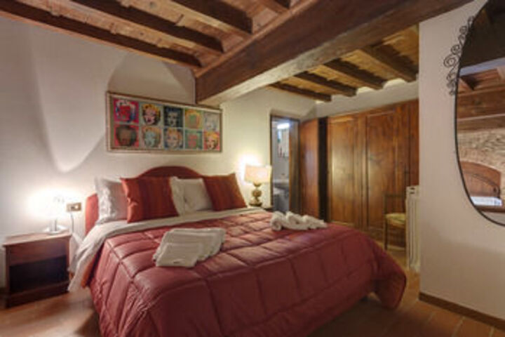 Room 17 of 47