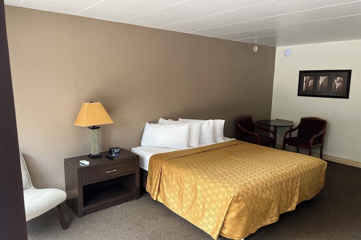 Room 40 of 180