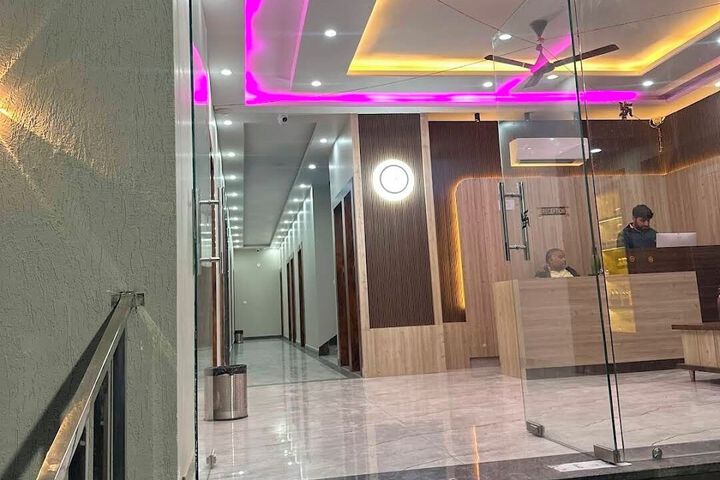 Hotel 8 of 15
